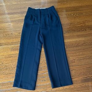 Aritzia Effortless Pants Wide-Leg Trousers. Size 0. Never worn out.